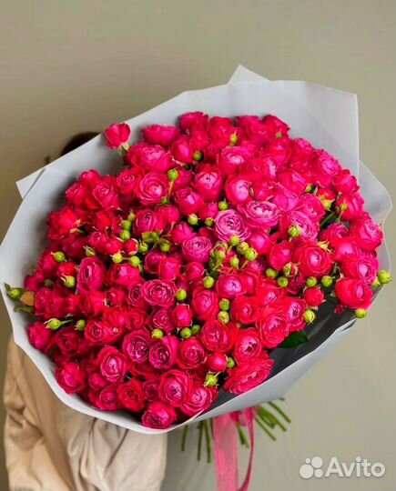 Кустовые розы 101 метровые гортензии букеты