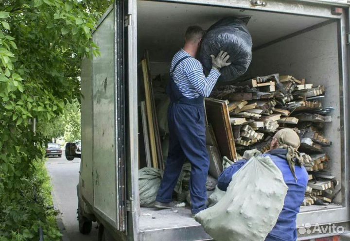 Вывоз мусора старой мебели хлама