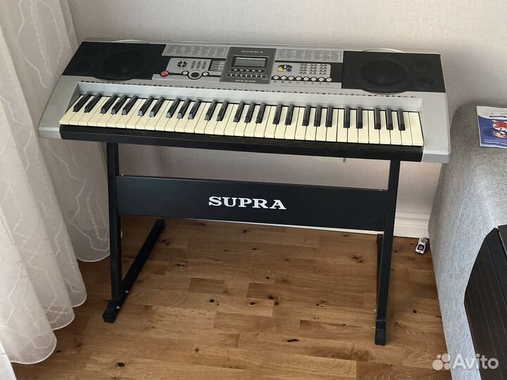 Синтезатор supra skb-610S