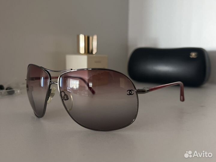 Солнцезащитные очки женские chanel