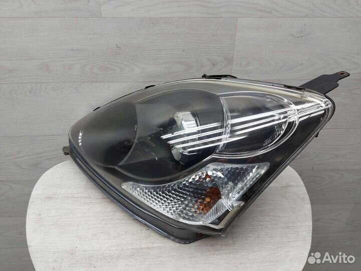 Фара левая Honda Civic 7. 2003-2006