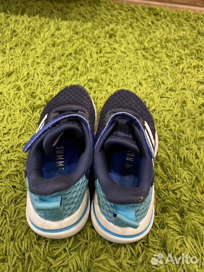 Кроссовки adidas