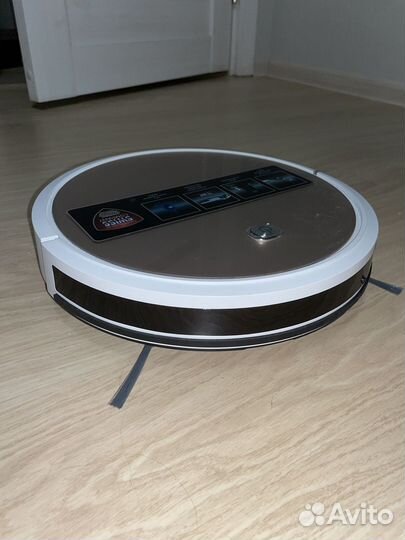 Робот пылесос polaris