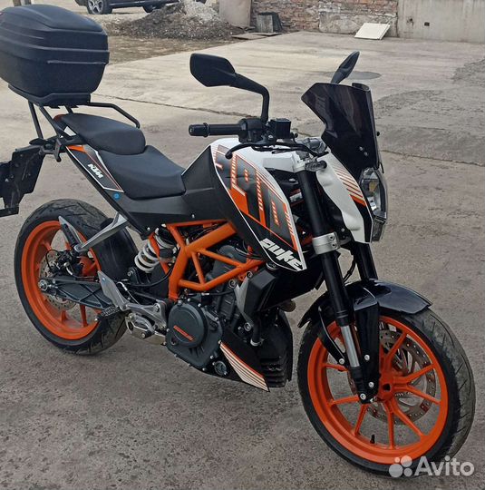 KTM duke 390