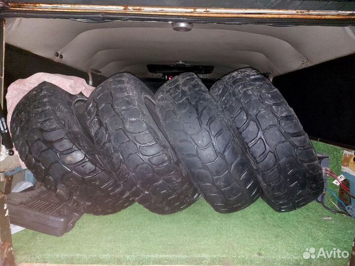 Kumho Road Venture M/T KL71 30/9.5 R15