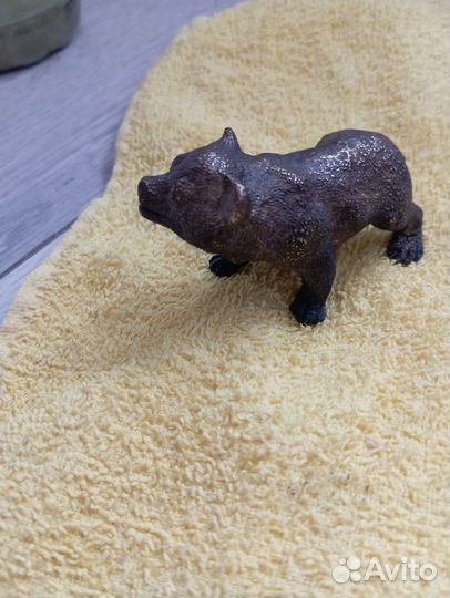 Фигурка медведя