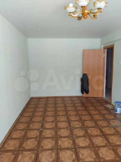 3-к. квартира, 64 м², 1/5 эт.