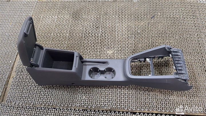 Консоль салона Volkswagen Jetta 6, 2012