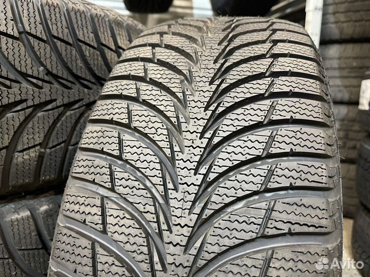 Goodyear UltraGrip Ice+ 215/55 R17 94T