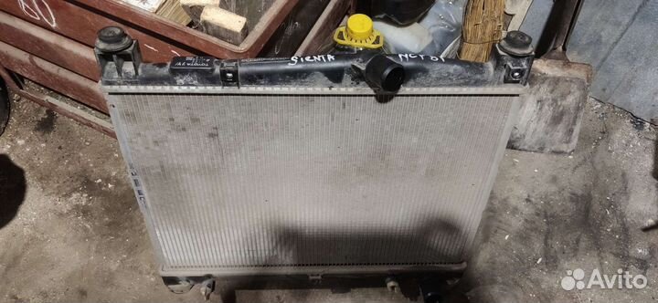 Радиатор основной Toyota sienta ncp81