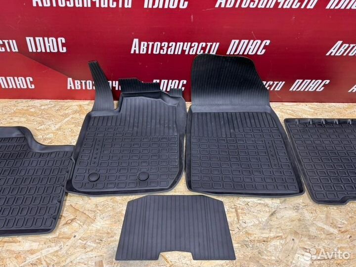 Коврики салона Renault Duster 2