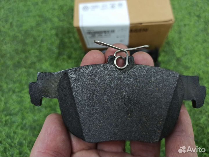 Тормозные колодки задние Skoda Octavia A8