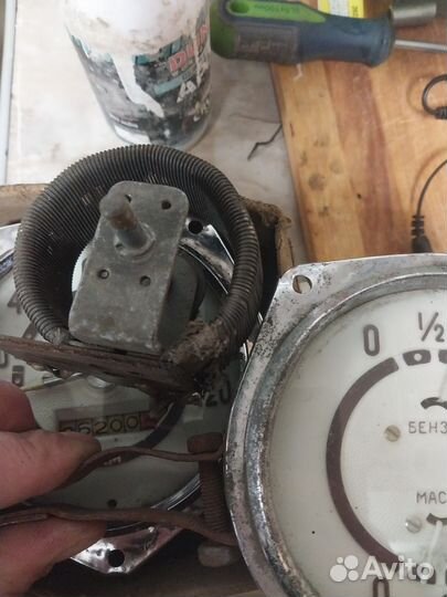 Спидометр и указатель топлива москвич 400 401