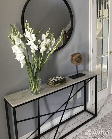 Консольный стол