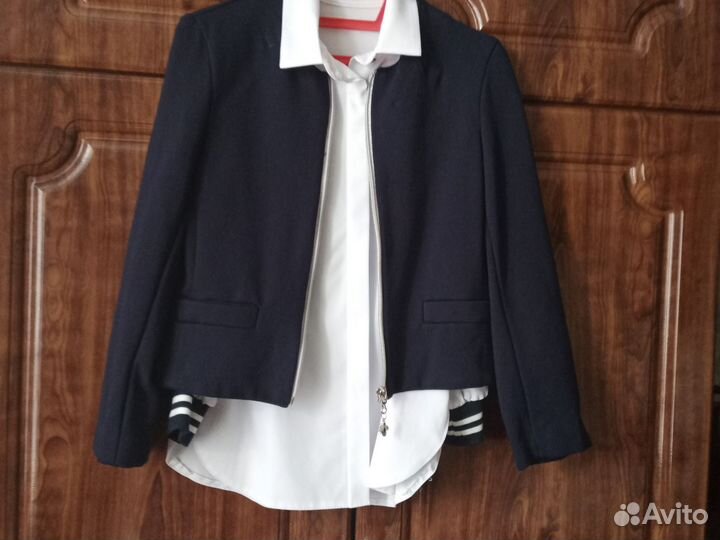 Пиджак и блузка для девочки 7-8 лет