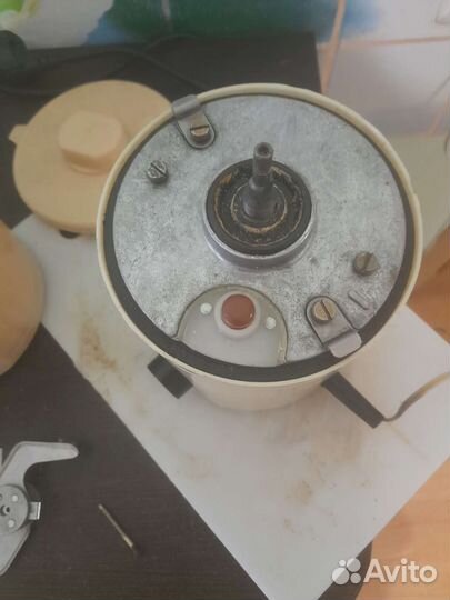 Мясорубка электрическая СССР