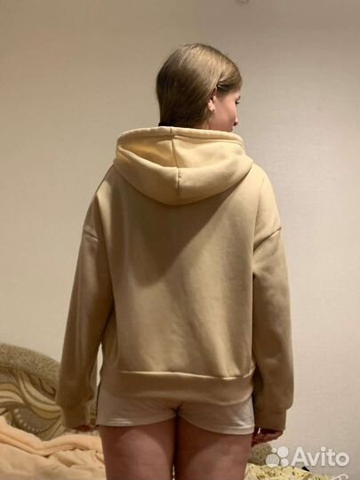 Толстовка с капюшоном