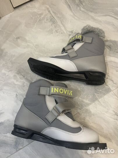 Ботинки лыжные женские 35 размер