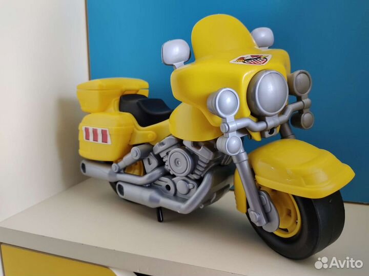 Мотоцикл игрушка