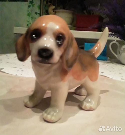 Фигурка собаки (щенок бигля)