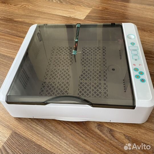 Инкубатор HHD 36