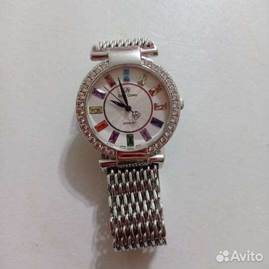 Часы женские