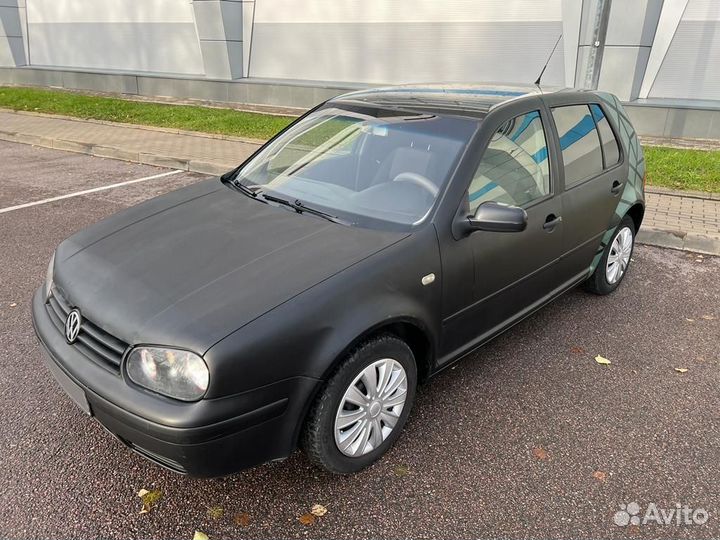 Volkswagen Golf 1.4 МТ, 2003, 300 000 км