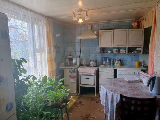 Дом 57 м² на участке 5 сот.