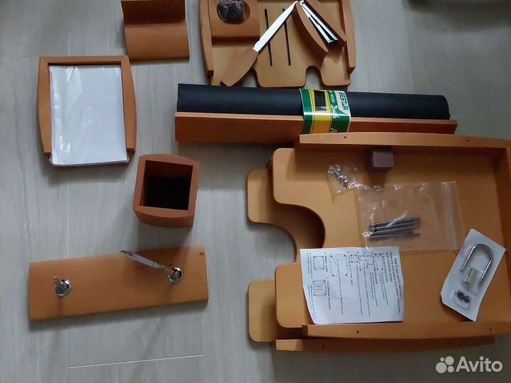 Набор настольный из дерева