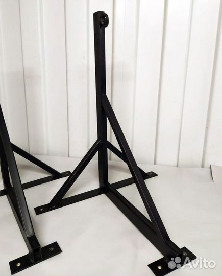 Кронштейн для боксерского мешка