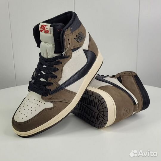 Кроссовки Nike Air Jordan 1