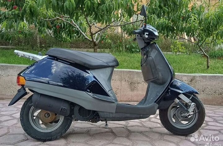 Honda lead 90
