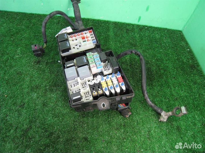 Блок предохранителей Ford Focus 2 (CB4) 2008