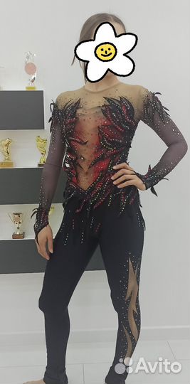 Платье для фигурного катания