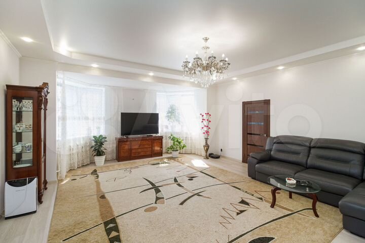 3-к. квартира, 125,3 м², 2/4 эт.