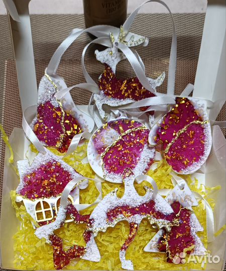 Елочные игрушки из эпоксидной смолы