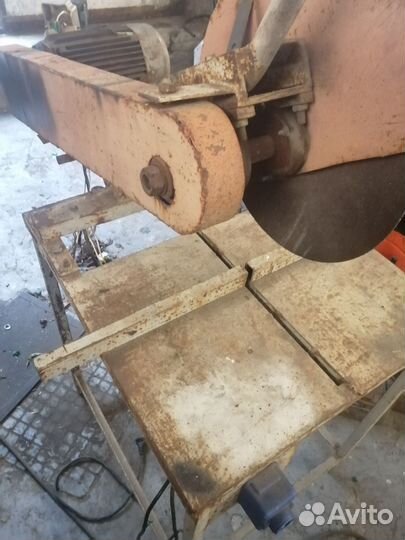 Отрезной станок