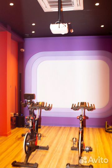 Монтаж и калибровка видеостен и проекторов