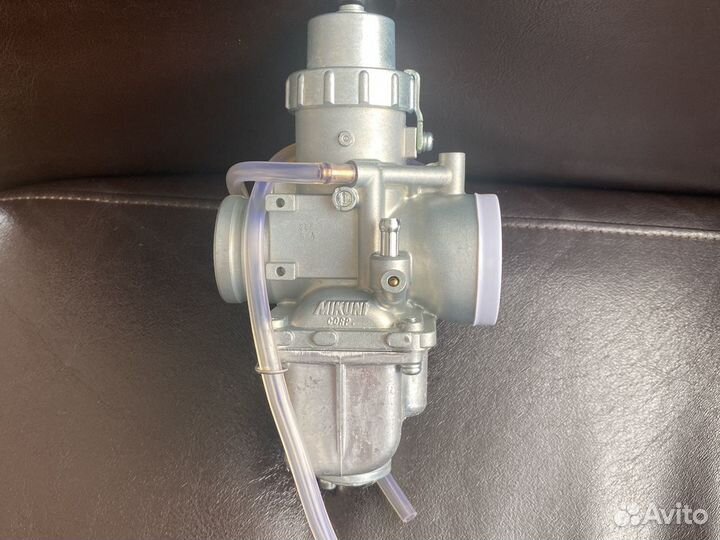 Карбюратор однокамерный, поплавкового типа