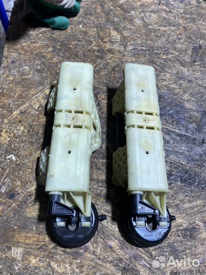 Вакумные подголовники mercedes benz w202