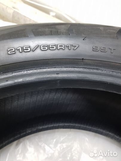 Goodyear UltraGrip Ice 215/65 R17 99