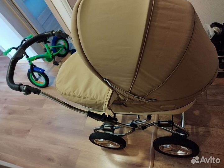 Коляска для новорожденных