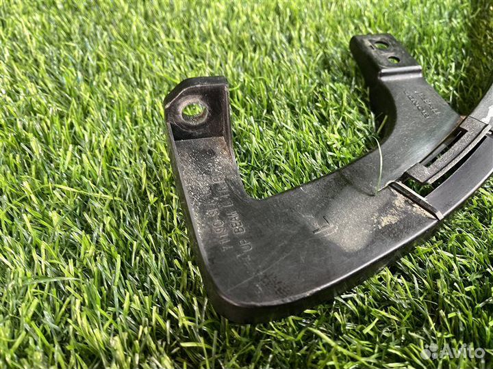 Крепление фары переднее левое Honda Airwave GJ2