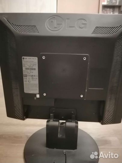 Монитор LG flatron l1751sq