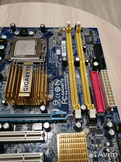 Материнская плата Gigabyte сокет 775