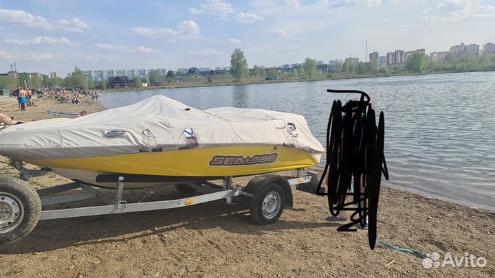 BRP Sea-Doo Speedster