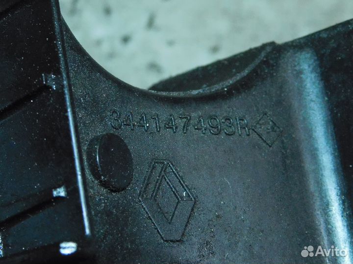 Кронштейн крепления троса кпп рено мастер 3