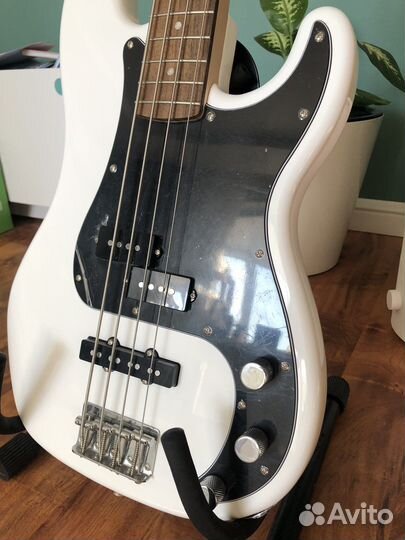 Squier affinity precision bass