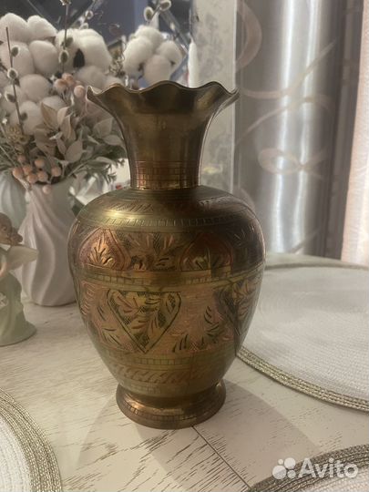 Ваза индия латунь