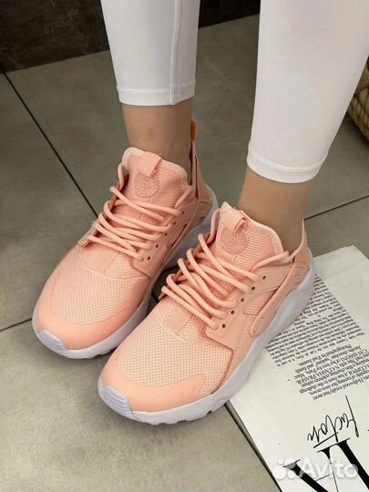 Кроссовки женские Nike air Huarache 39 новые